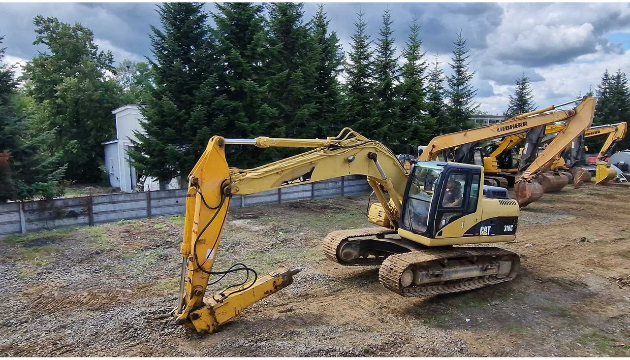 Crawler excavator Caterpillar 318C: picture 10