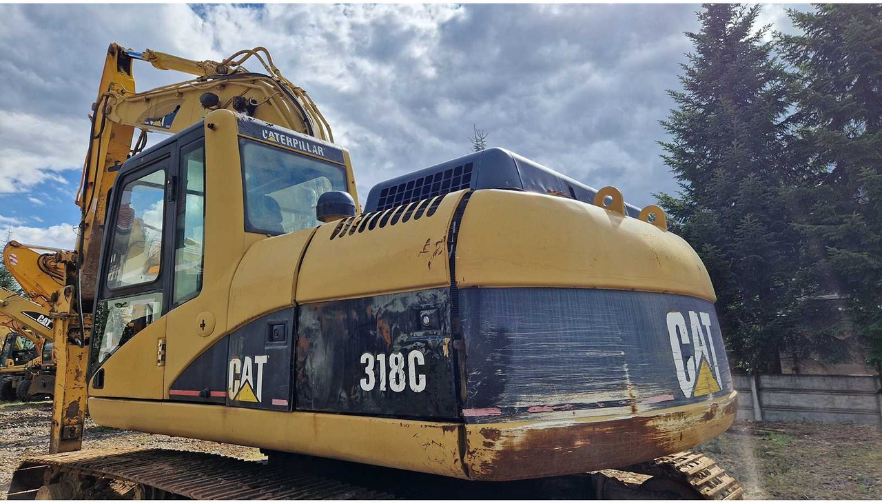 Crawler excavator Caterpillar 318C: picture 40