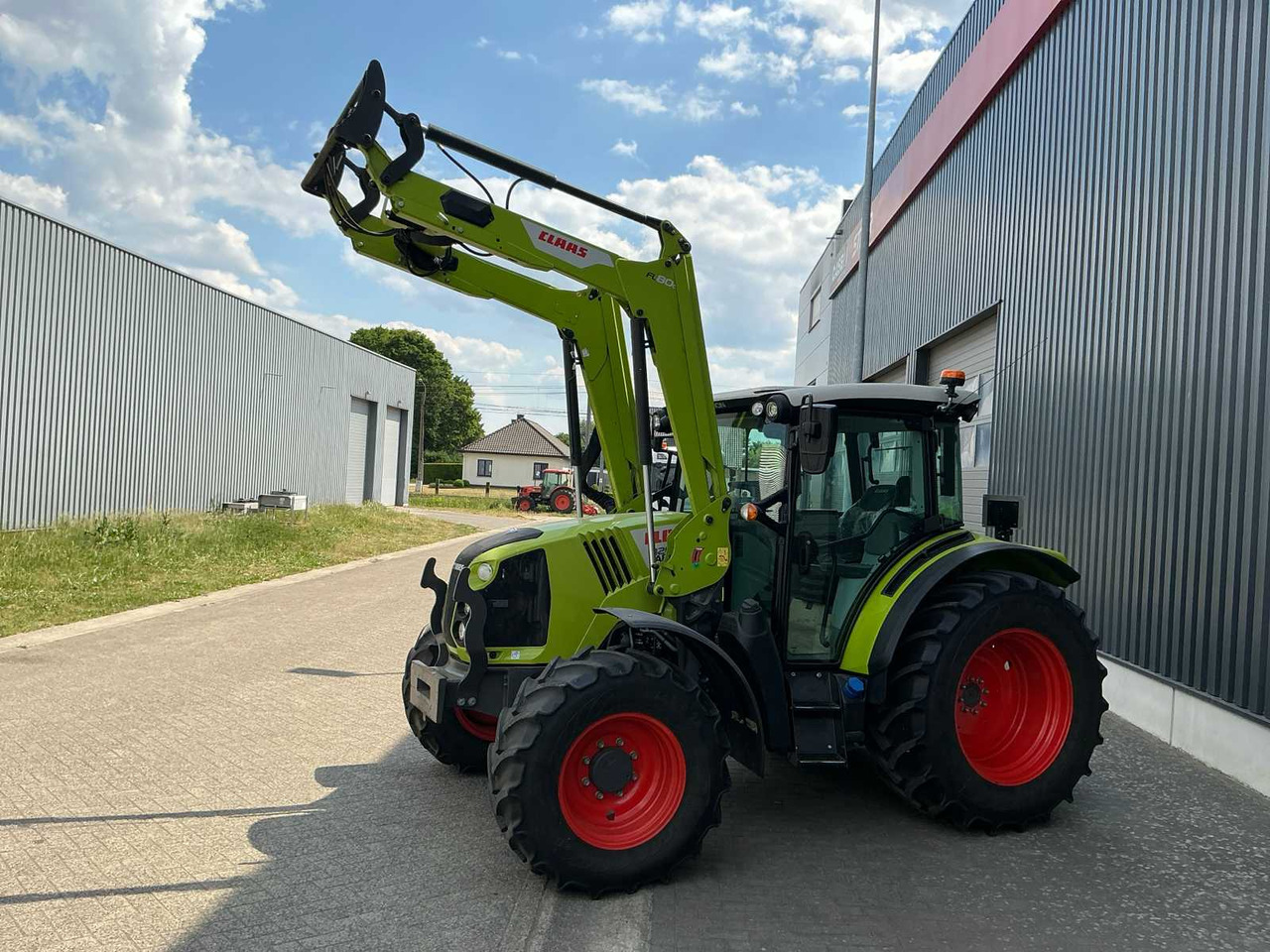 Claas 420 arion - Farm tractor: picture 2 Claas 420 arion - Farm tractor: picture 2