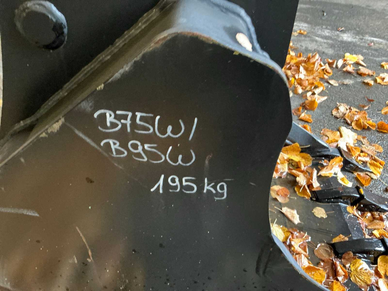 GEITH - 2021 - BUCKET FOR YANMAR B75W B95W - Wheel loader: picture 2 GEITH - 2021 - BUCKET FOR YANMAR B75W B95W - Wheel loader: picture 2