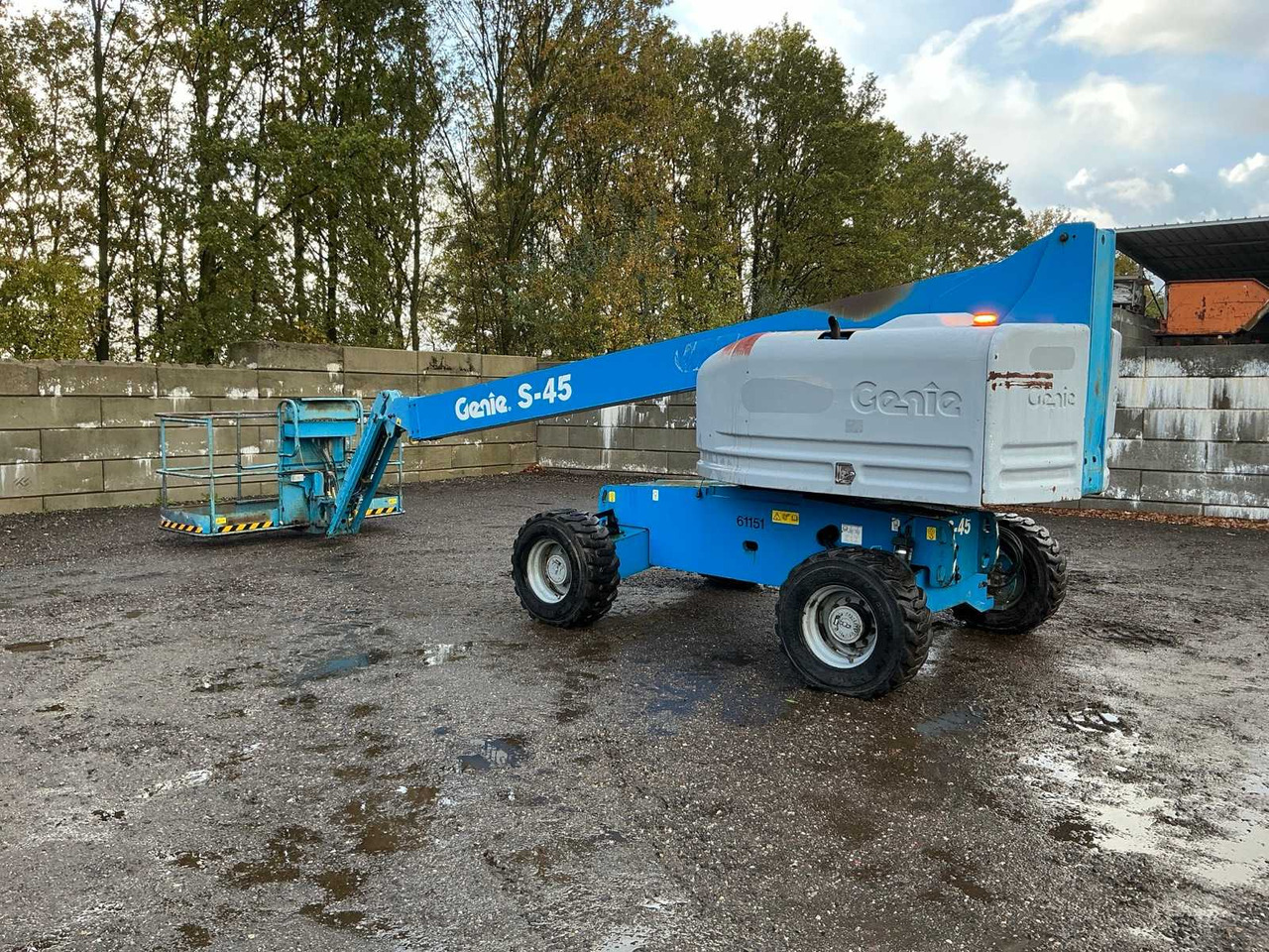 Genie S45 - Aerial platform: picture 3 Genie S45 - Aerial platform: picture 3