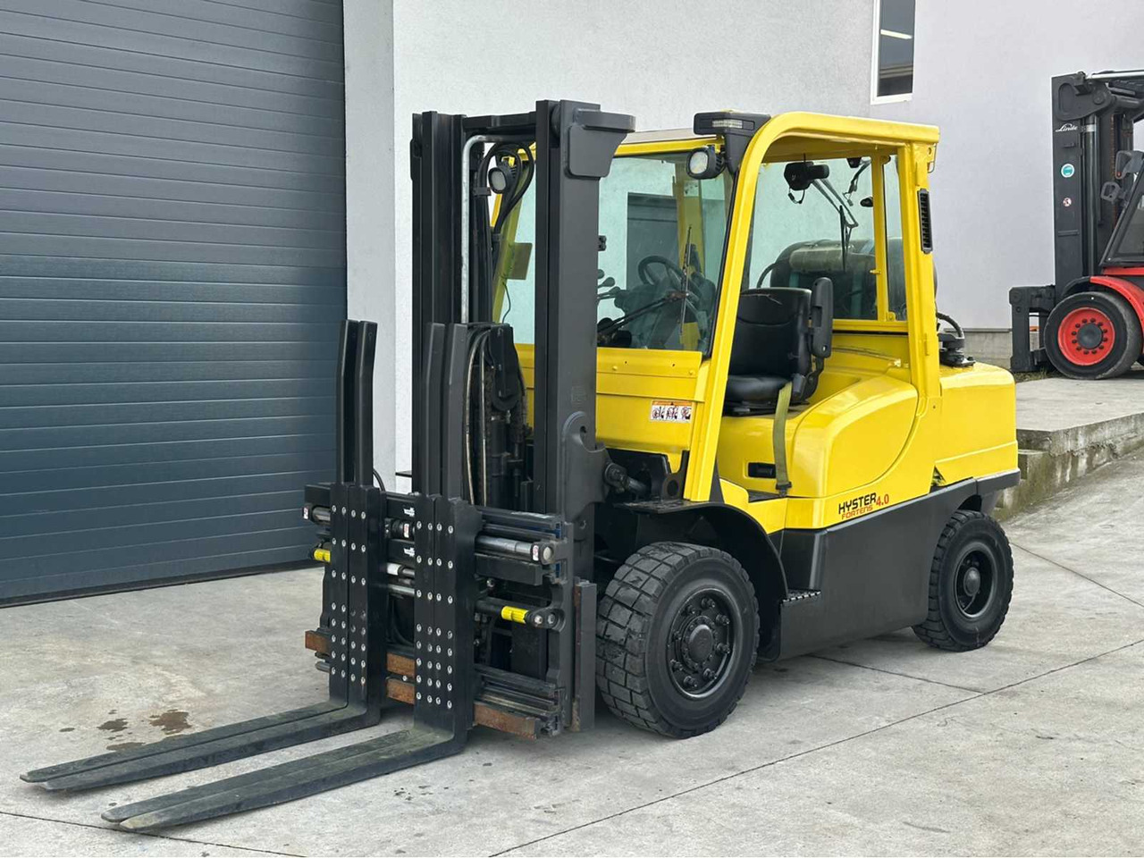 HYSTER - H4.0FT - FORKLIFT TRUCKS - 2010 - Forklift: picture 1 HYSTER - H4.0FT - FORKLIFT TRUCKS - 2010 - Forklift: picture 1