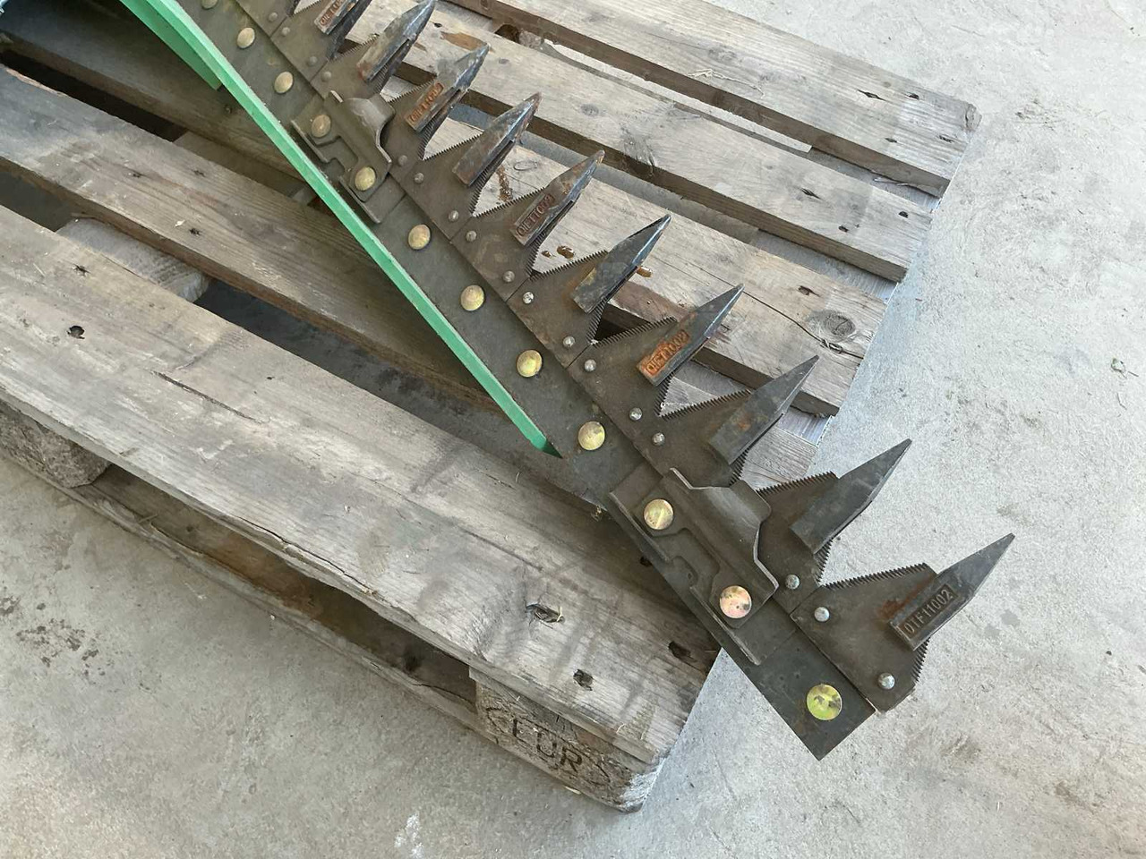 Hydraulic hedge trimmer - Garden equipment: picture 4 Hydraulic hedge trimmer - Garden equipment: picture 4