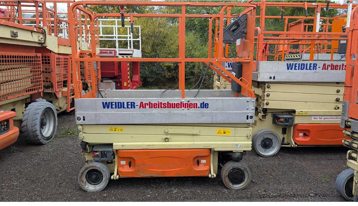 JLG - 1930ES - AERIAL WORK PLATFORMS (NO. 28367) - 2005 - Aerial platform: picture 1 JLG - 1930ES - AERIAL WORK PLATFORMS (NO. 28367) - 2005 - Aerial platform: picture 1