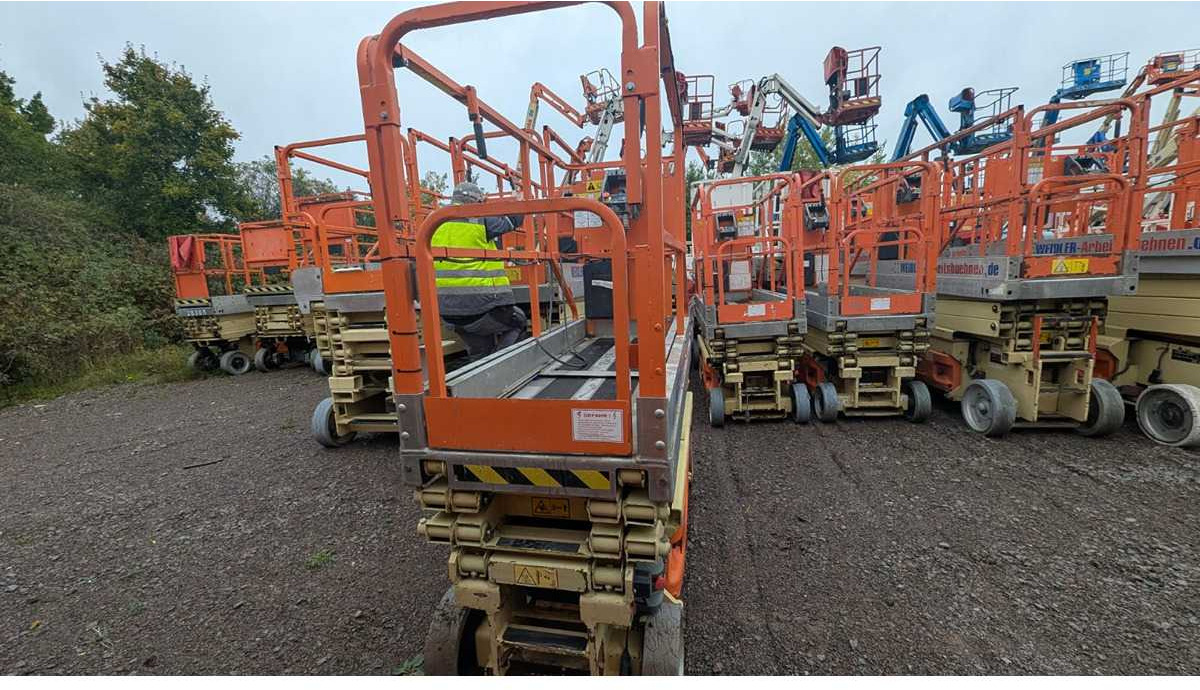 JLG - 1930ES - AERIAL WORK PLATFORMS (NO. 28367) - 2005 - Aerial platform: picture 4 JLG - 1930ES - AERIAL WORK PLATFORMS (NO. 28367) - 2005 - Aerial platform: picture 4