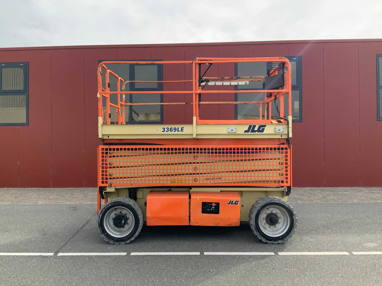 JLG 3369LE - Aerial platform: picture 2 JLG 3369LE - Aerial platform: picture 2