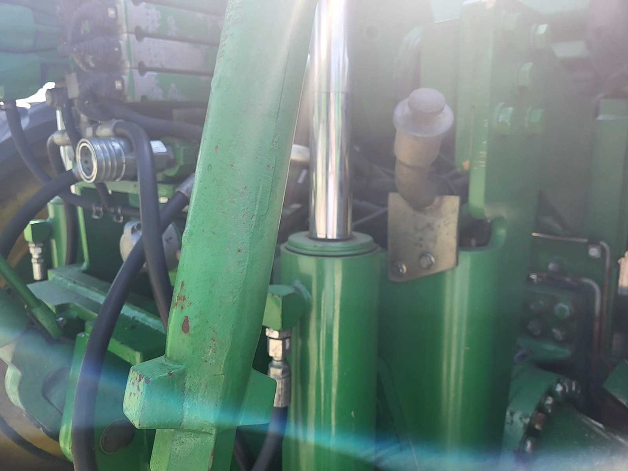 Tracked tractor John Deere 9630T: picture 27
