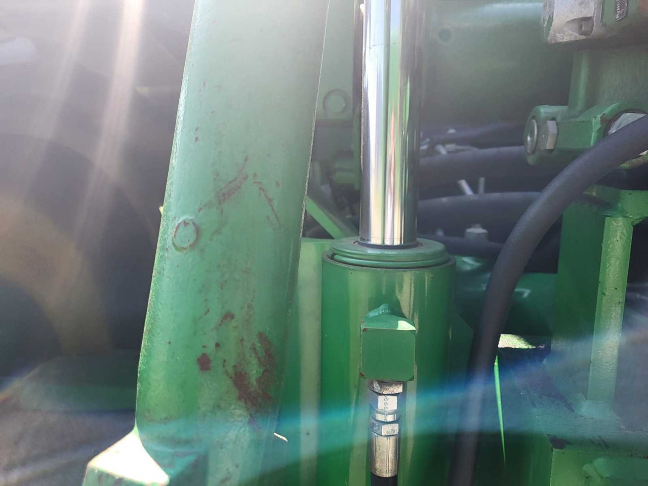 Tracked tractor John Deere 9630T: picture 26
