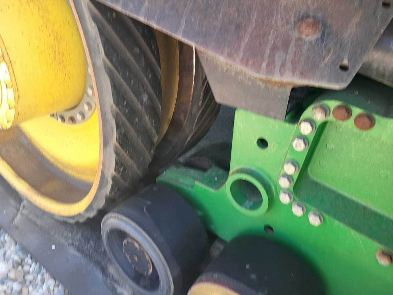 Tracked tractor John Deere 9630T: picture 22