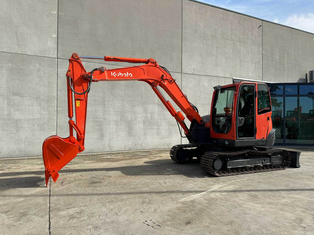 KUBOTA - KX185-3 - MIDI EXCAVATOR - Excavator: picture 1 KUBOTA - KX185-3 - MIDI EXCAVATOR - Excavator: picture 1