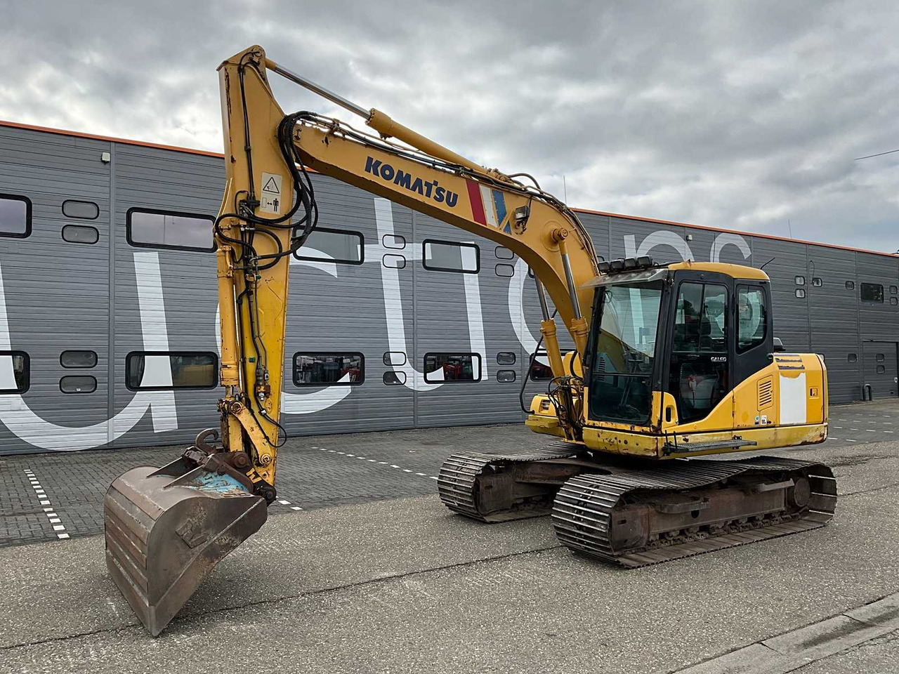 Komatsu PC130-7 - Crawler excavator: picture 1 Komatsu PC130-7 - Crawler excavator: picture 1