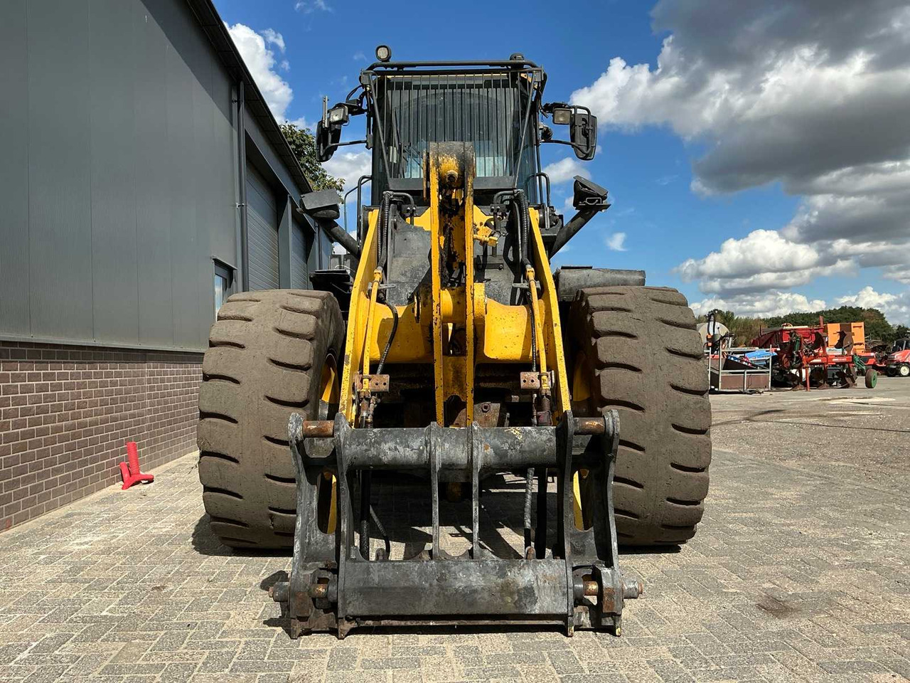 Wheel loader Komatsu WA270-8EO: picture 7