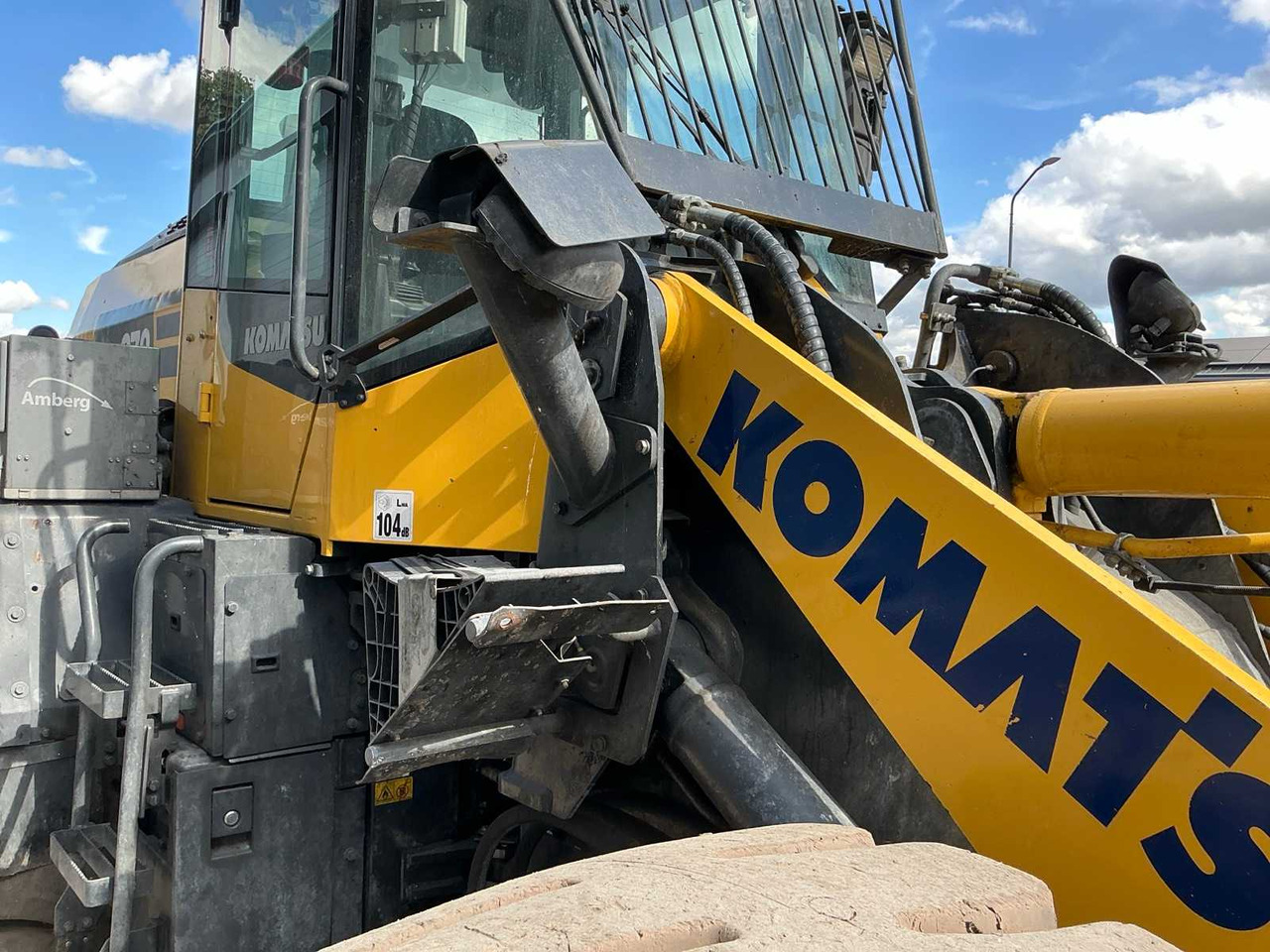 Wheel loader Komatsu WA270-8EO: picture 14