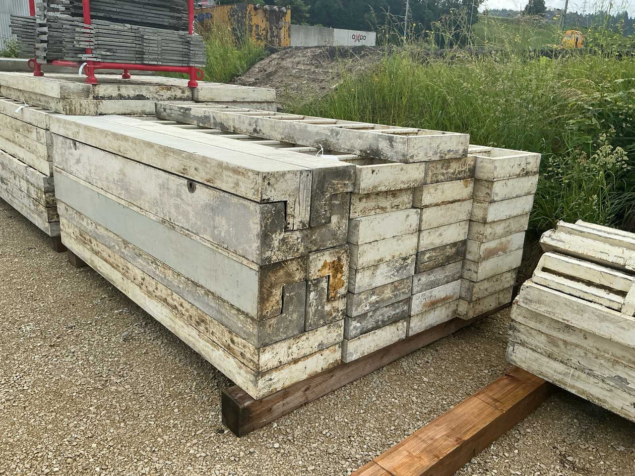 Meva - Concrete equipment: picture 1 Meva - Concrete equipment: picture 1