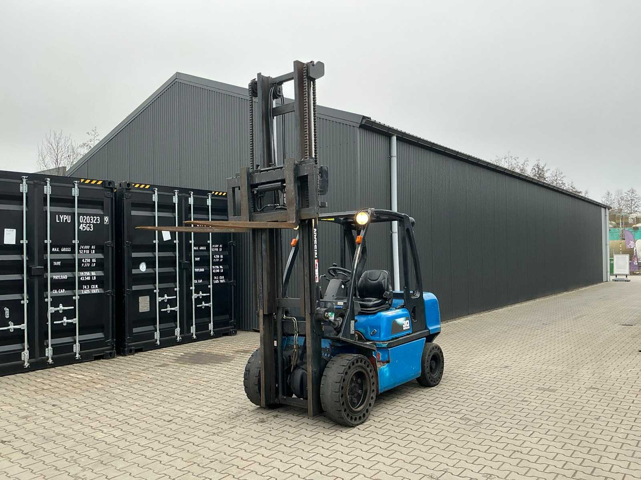 NISSAN FGD02 / FGD02A30Q FORKLIFT - Forklift: picture 2 NISSAN FGD02 / FGD02A30Q FORKLIFT - Forklift: picture 2