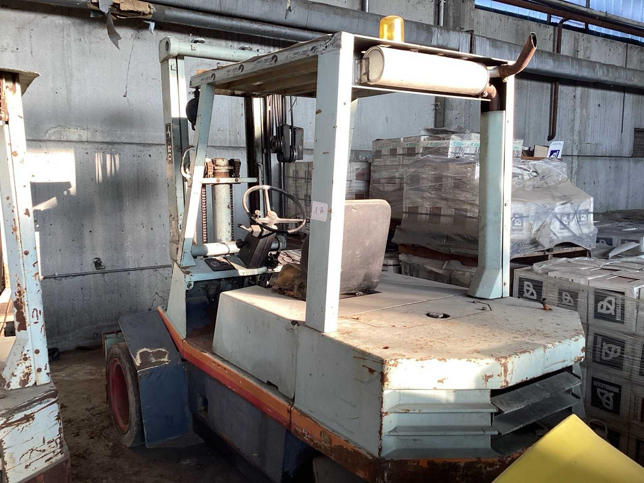 OM FORKLIFT - Forklift: picture 1 OM FORKLIFT - Forklift: picture 1