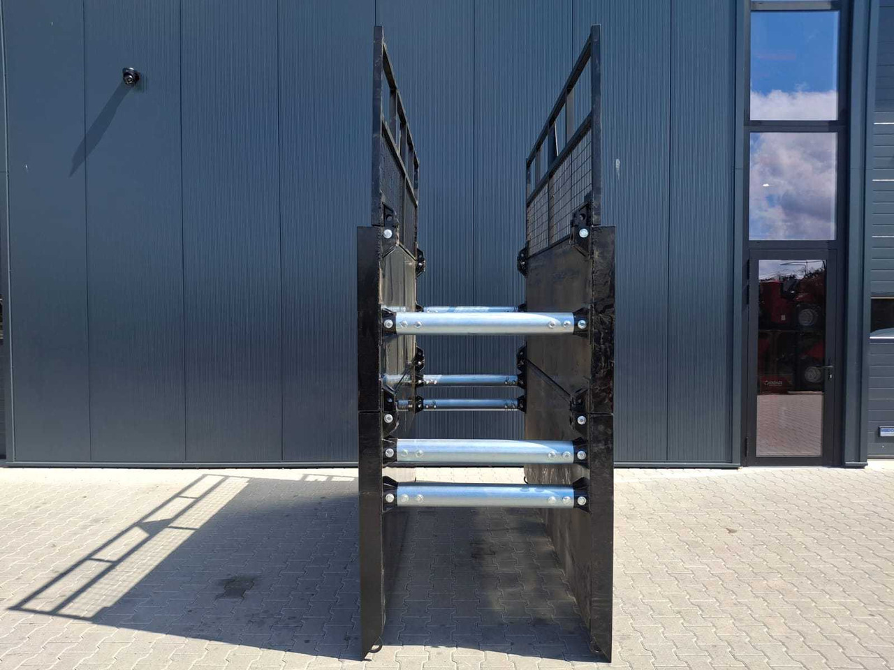 Rhino-Cross Trench Shield 300x220x50cm - Other machinery: picture 2 Rhino-Cross Trench Shield 300x220x50cm - Other machinery: picture 2