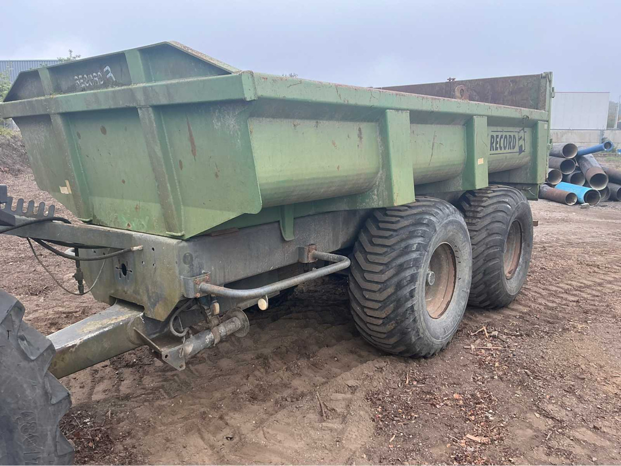 Record D22 - Farm tipping trailer/ Dumper: picture 3 Record D22 - Farm tipping trailer/ Dumper: picture 3
