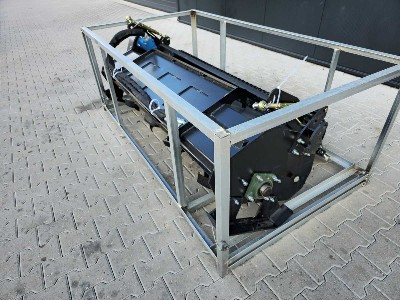 Rhino-Cross 1110x2160x800 - Cultivator: picture 4 Rhino-Cross 1110x2160x800 - Cultivator: picture 4