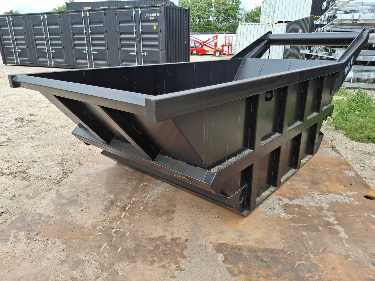 Rhino-cross 9 kuub - Skip bin: picture 5 Rhino-cross 9 kuub - Skip bin: picture 5