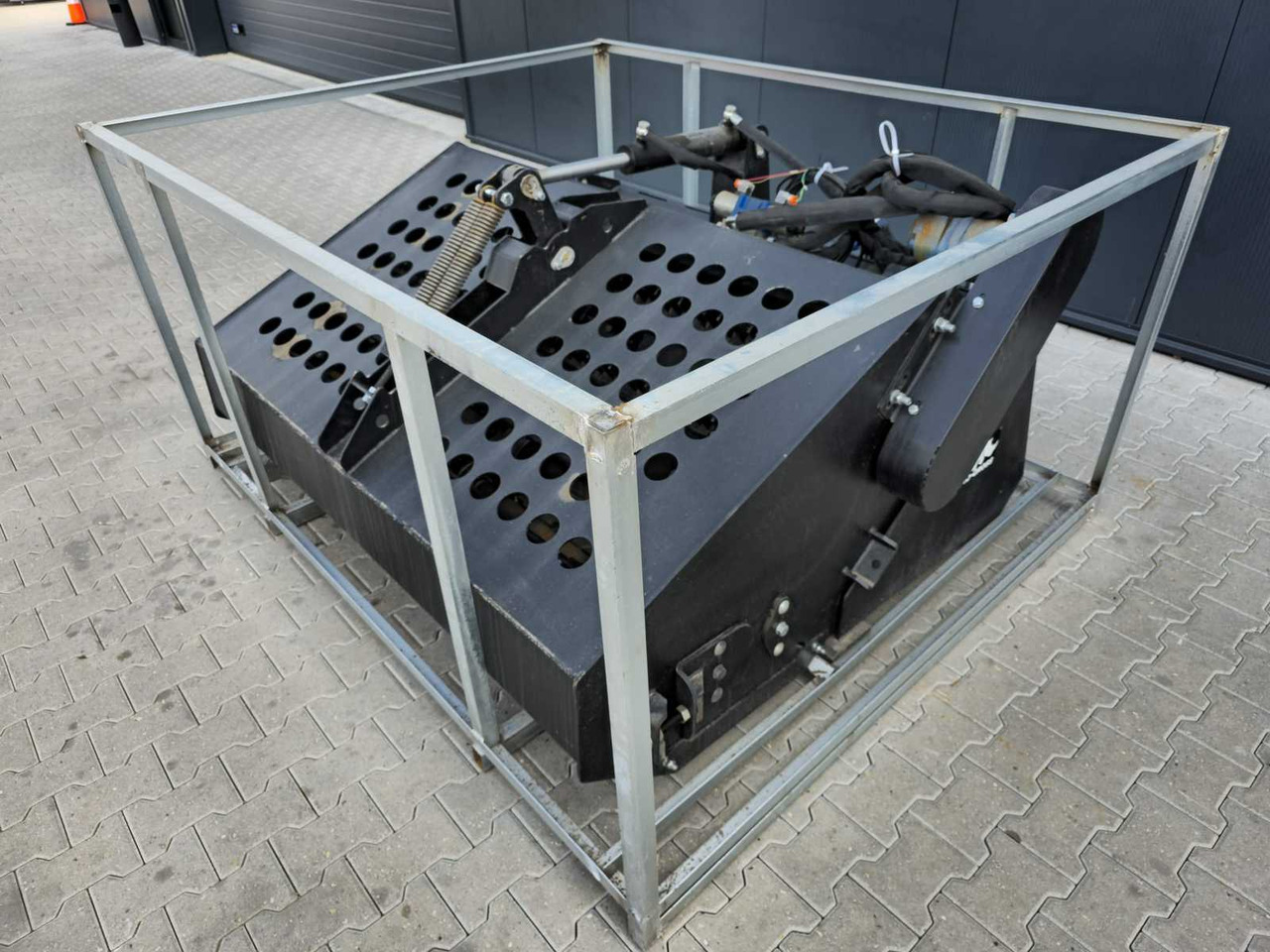 Rhino-cross Landscape rake - Soil tillage equipment: picture 4 Rhino-cross Landscape rake - Soil tillage equipment: picture 4