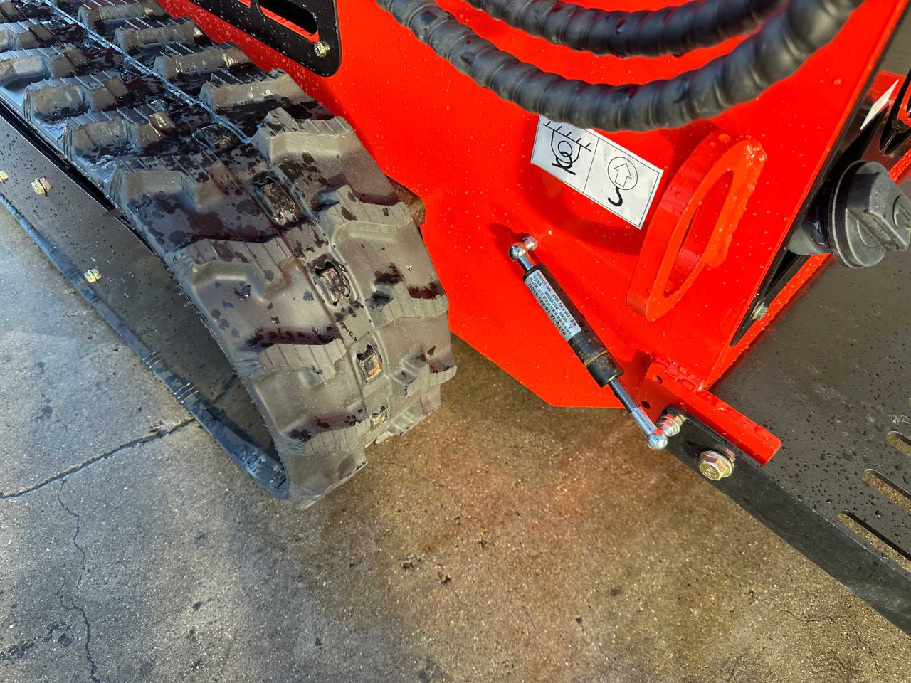 Skid steer loader SMACH SH380: picture 15