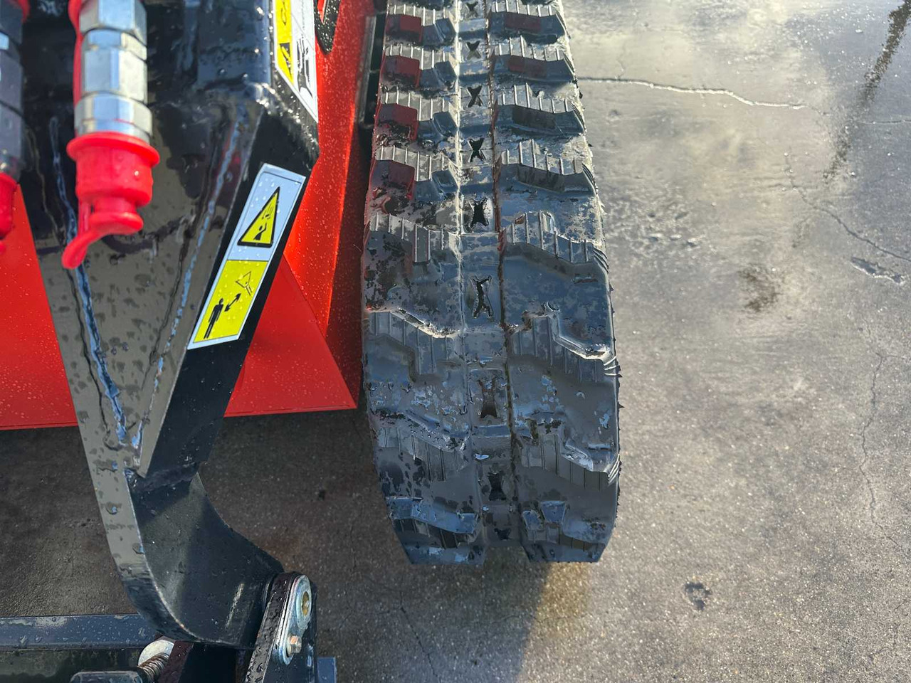 Skid steer loader SMACH SH380: picture 13