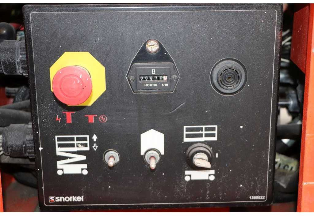 SNORKEL - S2646E - AERIAL PLATFORM, 2015, WORKING HEIGHT 9.9M - Aerial platform: picture 4 SNORKEL - S2646E - AERIAL PLATFORM, 2015, WORKING HEIGHT 9.9M - Aerial platform: picture 4