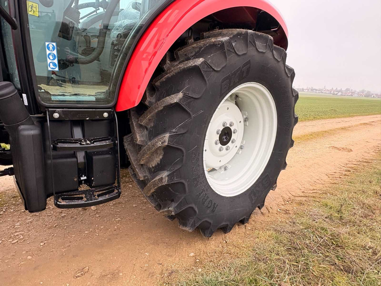 Farm tractor STEYR 4065 S - COMPACT ALL-WHEEL DRIVE TRACTOR (2022): picture 37