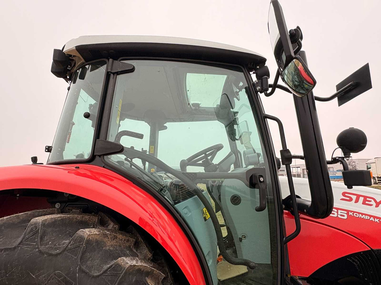 Farm tractor STEYR 4065 S - COMPACT ALL-WHEEL DRIVE TRACTOR (2022): picture 26
