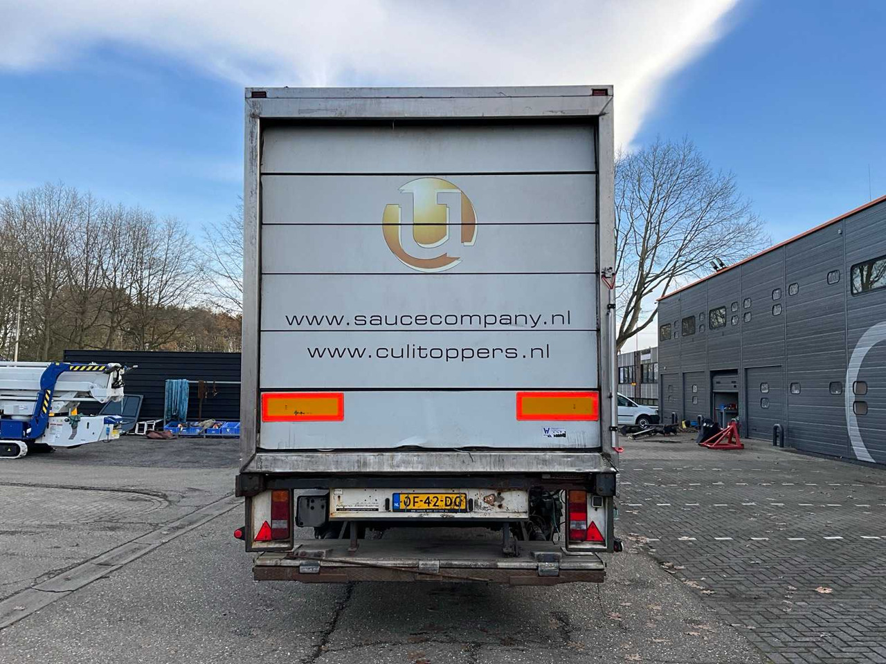 1997 DRACO TZA 232 INSULATED SEMI-TRAILER OF-42-DG - Semi-trailer: picture 4 1997 DRACO TZA 232 INSULATED SEMI-TRAILER OF-42-DG - Semi-trailer: picture 4