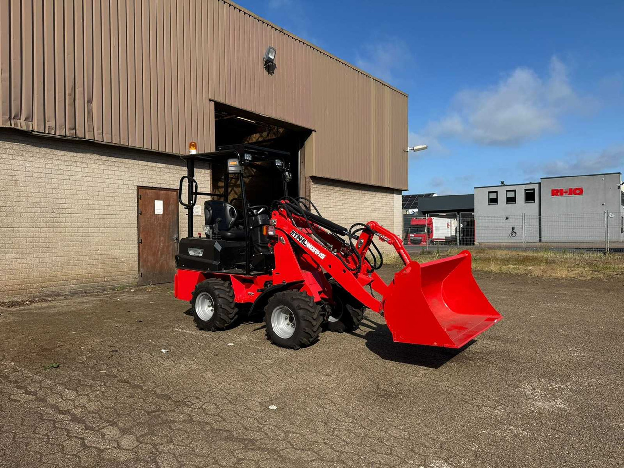 Stahlworks R906 - Wheel loader: picture 1 Stahlworks R906 - Wheel loader: picture 1