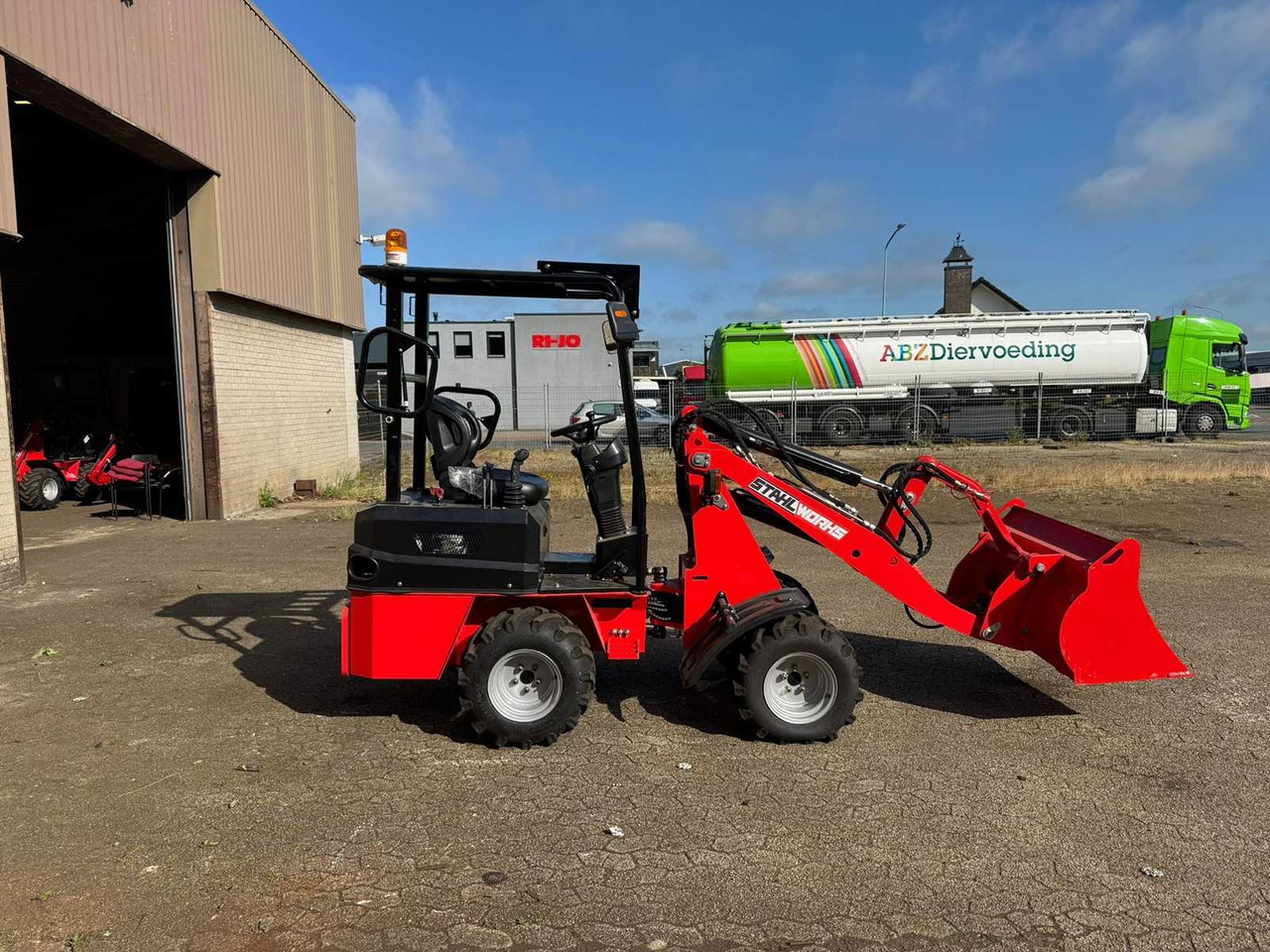 Stahlworks R906 - Wheel loader: picture 2 Stahlworks R906 - Wheel loader: picture 2