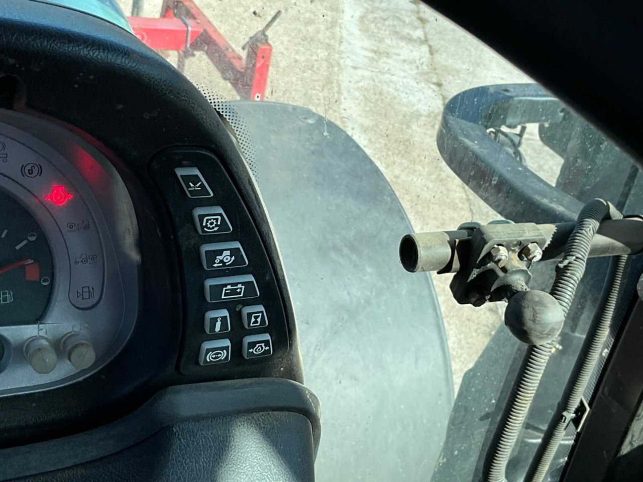 Farm tractor Steyr PROFI4135: picture 32