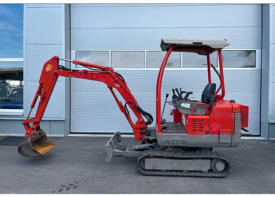 Takeuchi TB016 Hybrid - Mini excavator: picture 1 Takeuchi TB016 Hybrid - Mini excavator: picture 1