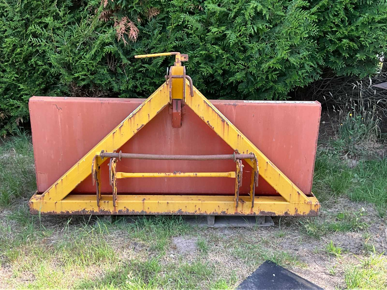 Tipping body for tractor - Farm tipping trailer/ Dumper: picture 2 Tipping body for tractor - Farm tipping trailer/ Dumper: picture 2