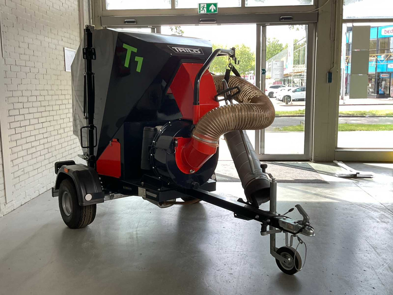 Trilo TR03 - Garden equipment: picture 2 Trilo TR03 - Garden equipment: picture 2