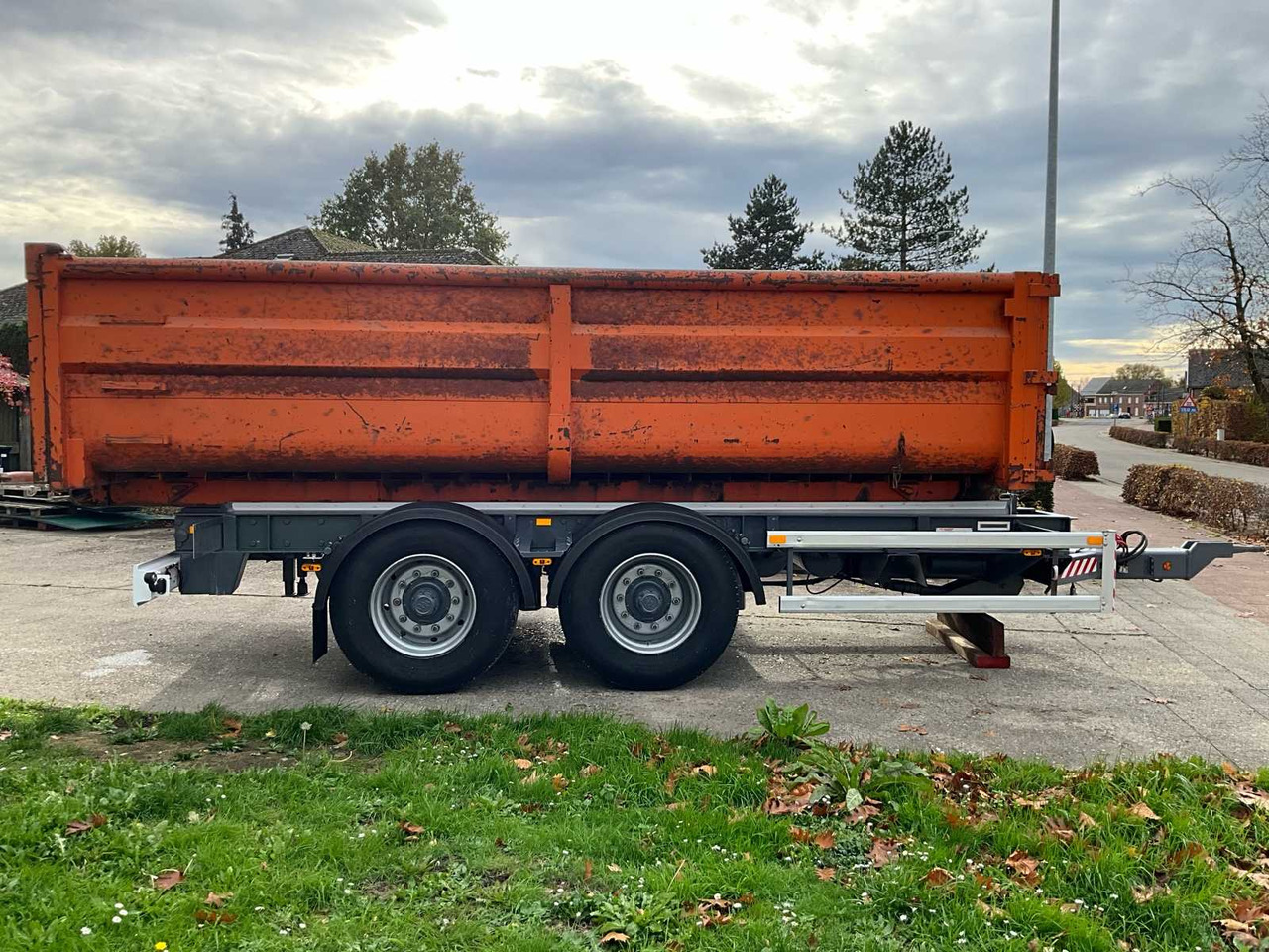 Trouillet kipper aanhangwagen met container - gereviseerd ET2180 - Farm tipping trailer/ Dumper: picture 2 Trouillet kipper aanhangwagen met container - gereviseerd ET2180 - Farm tipping trailer/ Dumper: picture 2