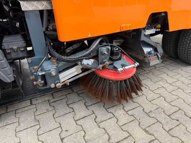 MITSHUBISHI - 2010 - CANTER - TRUCK - Truck: picture 5 MITSHUBISHI - 2010 - CANTER - TRUCK - Truck: picture 5