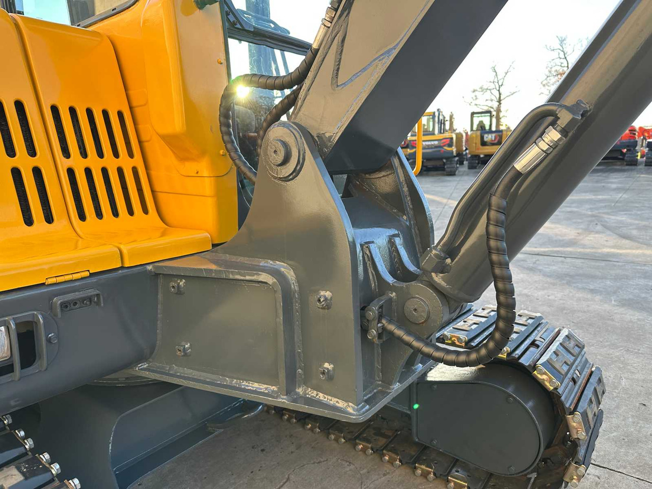 Excavator VOLVO - 2012 - EC55B - MIDI EXCAVATOR: picture 15