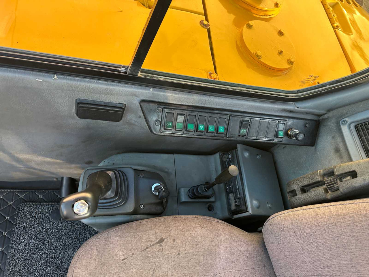 Excavator VOLVO - 2012 - EC55B - MIDI EXCAVATOR: picture 33