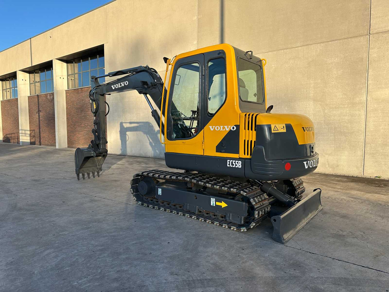 Excavator VOLVO - 2012 - EC55B - MIDI EXCAVATOR: picture 6