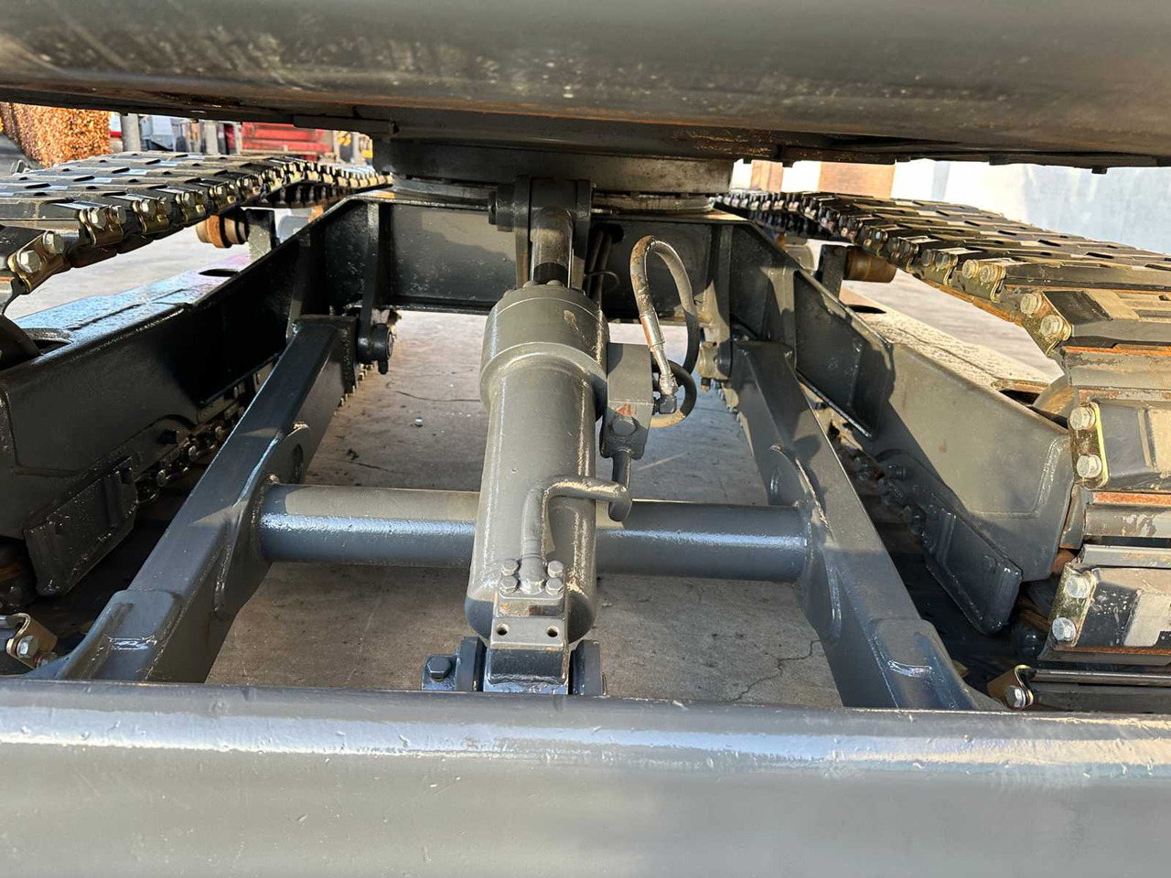 Excavator VOLVO - 2012 - EC55B - MIDI EXCAVATOR: picture 25