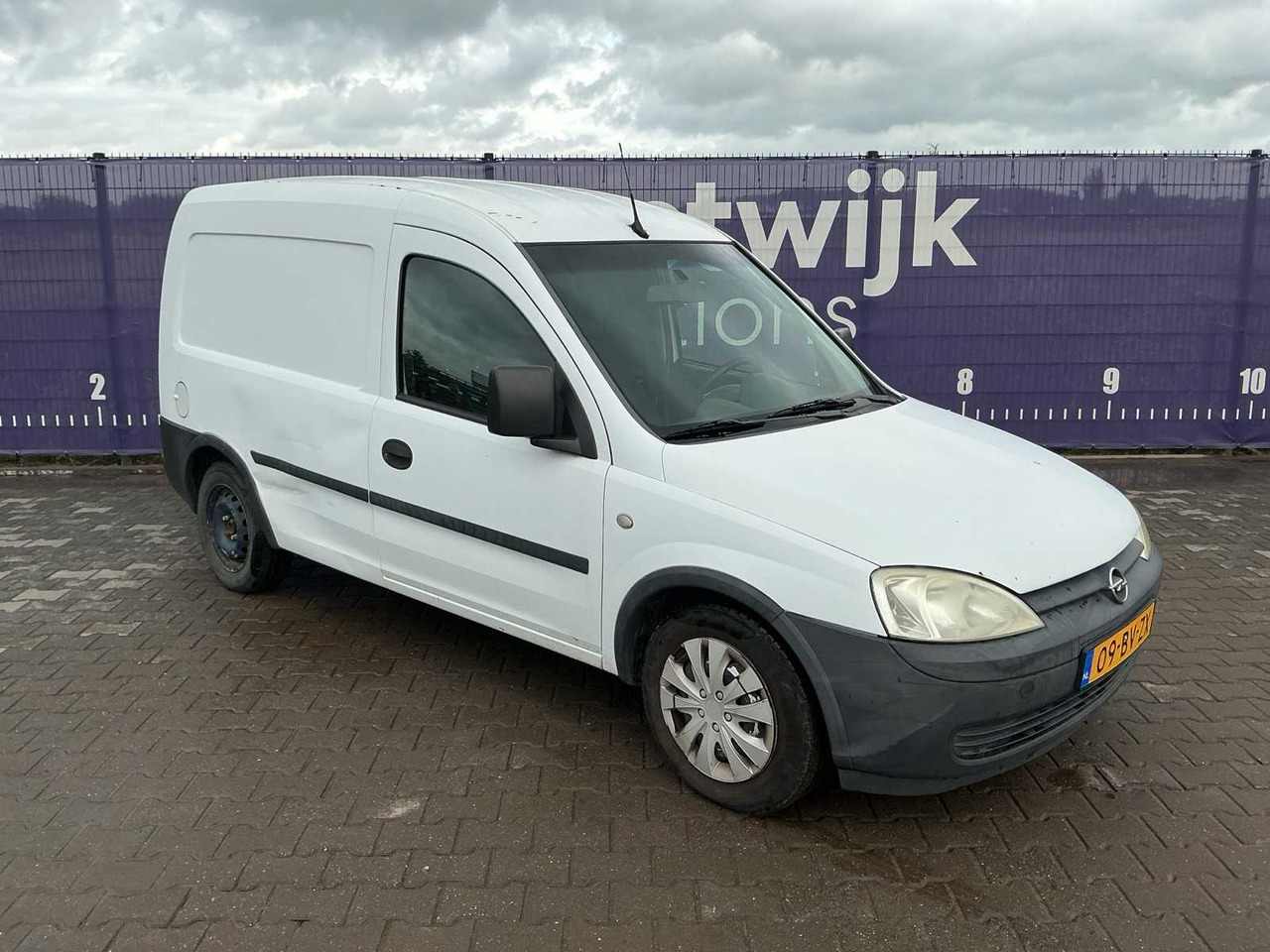 2006 - OPEL - COMBO - 1.3 CDTI CITY - COMMERCIAL VEHICLE - Van: picture 2 2006 - OPEL - COMBO - 1.3 CDTI CITY - COMMERCIAL VEHICLE - Van: picture 2
