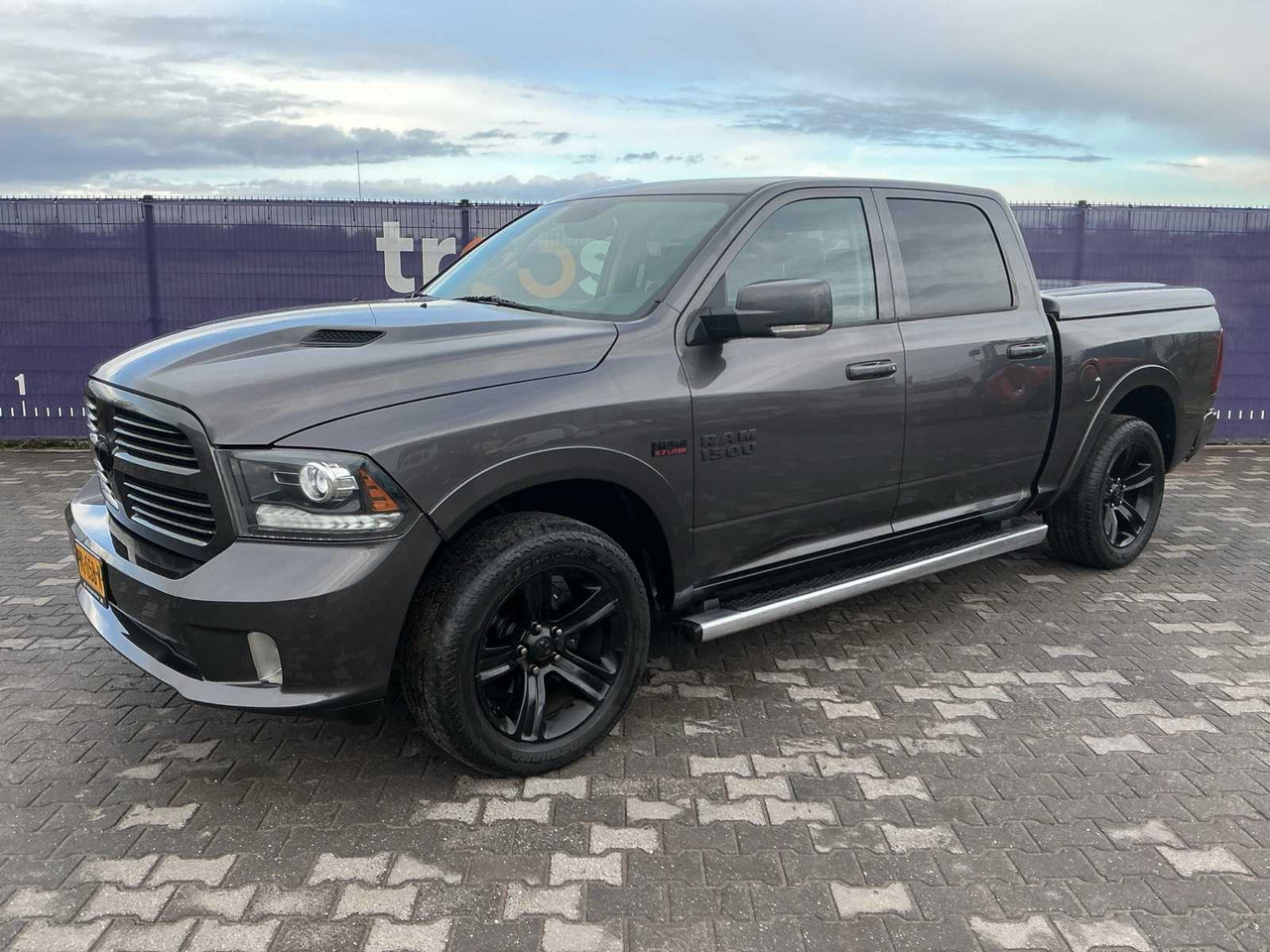 2013 - DODGE - RAM 1500 - 5.7 V8 4X4 QC 6'4 - COMMERCIAL VEHICLE - Van: picture 1 2013 - DODGE - RAM 1500 - 5.7 V8 4X4 QC 6'4 - COMMERCIAL VEHICLE - Van: picture 1
