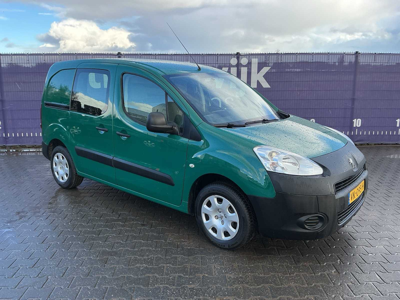 2014 - PEUGEOT - PARTNER - 120 1.6 HDI L1XR PR+ - COMMERCIAL VEHICLE - Van: picture 2 2014 - PEUGEOT - PARTNER - 120 1.6 HDI L1XR PR+ - COMMERCIAL VEHICLE - Van: picture 2