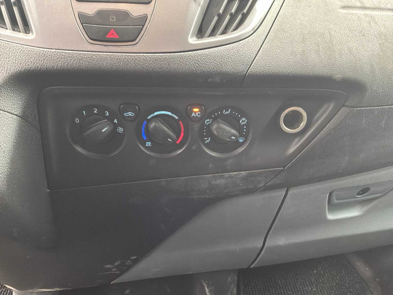 Van 2015 FORD TRANSIT CUSTOM COMMERCIAL VEHICLE: picture 12