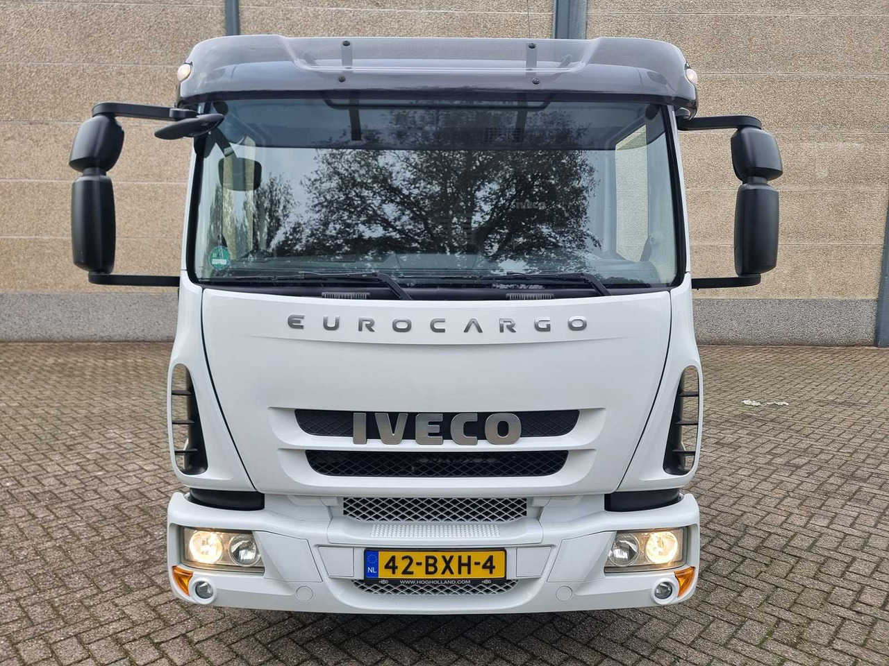2015 IVECO EUROCARGO 80 E6 80E19 RAMP / TRUCK - Van: picture 2 2015 IVECO EUROCARGO 80 E6 80E19 RAMP / TRUCK - Van: picture 2