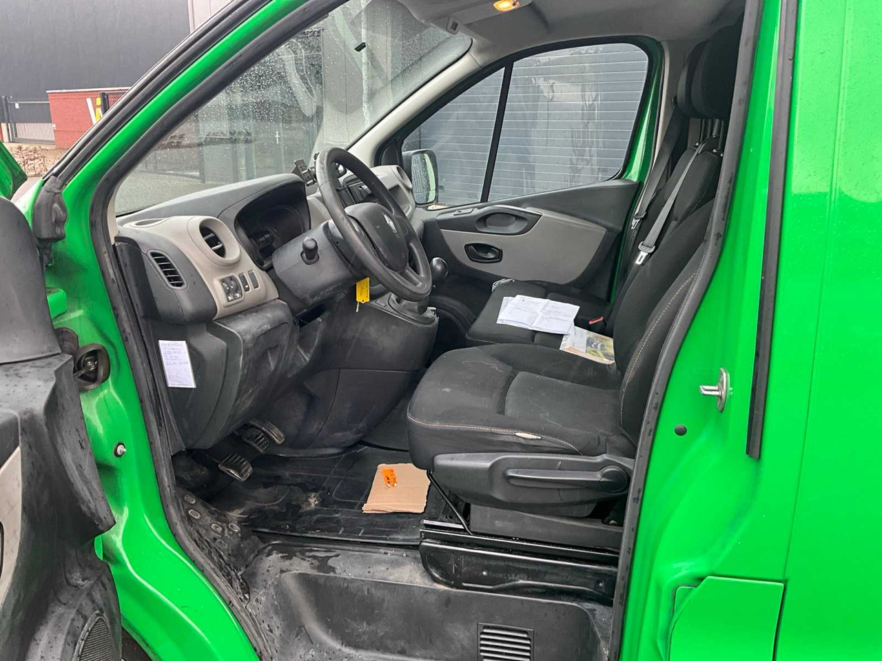 Van 2017 RENAULT TRAFIC COMMERCIAL VEHICLE: picture 13 Van 2017 RENAULT TRAFIC COMMERCIAL VEHICLE: picture 13