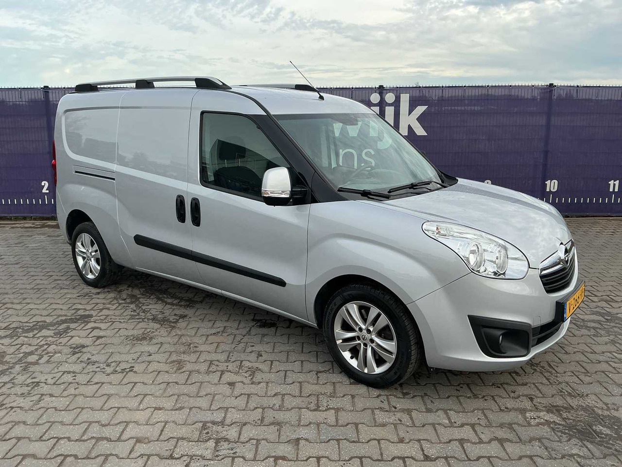 2018 - OPEL - COMBO - 1.3 CDTI L2H1 SPORT - COMMERCIAL VEHICLE - Van: picture 2 2018 - OPEL - COMBO - 1.3 CDTI L2H1 SPORT - COMMERCIAL VEHICLE - Van: picture 2